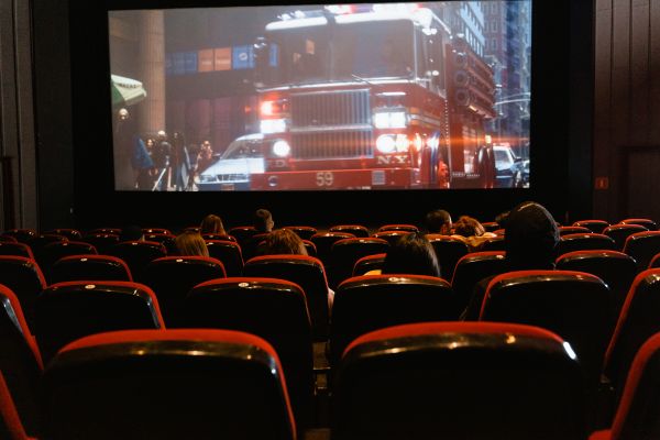 Flashdance compie 40 anni e per l'occasione torna nelle sale