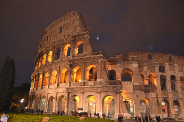 Simone Cecchetti e la sua mostra sulle rockstar a Palazzo Brancaccio di Roma