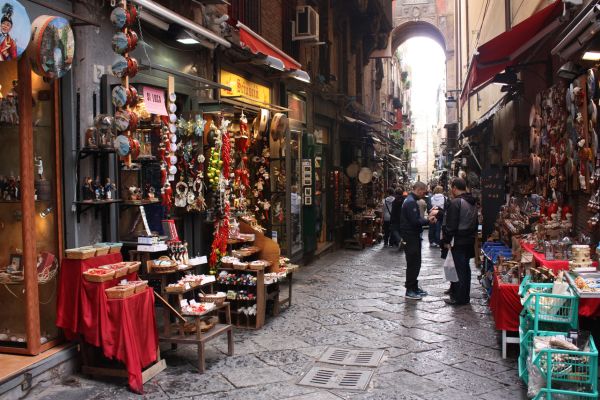 USB adotta l'Archivio Parisio, la Napoli degli anni '30 fa il giro del mondo