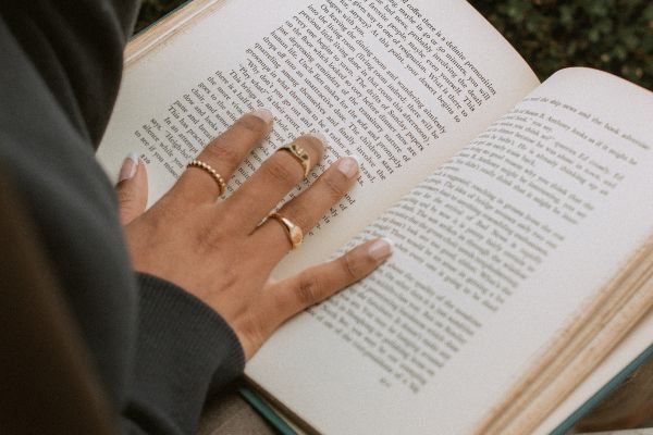 Milan Kundera una vita riservata, lontano dai riflettori