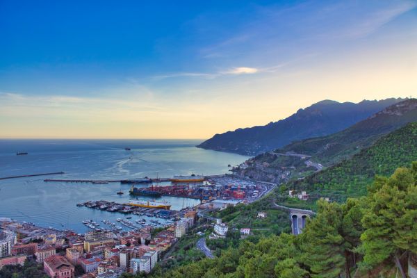 Salerno, riprendono i Fuorifestival il 10 settembre incontro con Enrico Rotelli