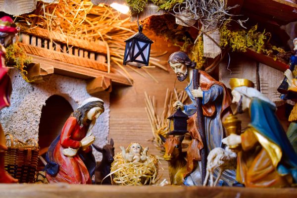 Napoli, a San Domenico Maggiore un presepe vivente per raccontare la città