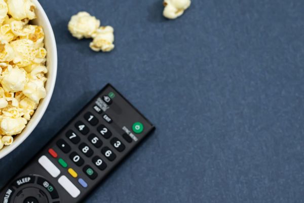 Serie per il nuovo anno in arrivo tante sorprese, anche per la tv generalista