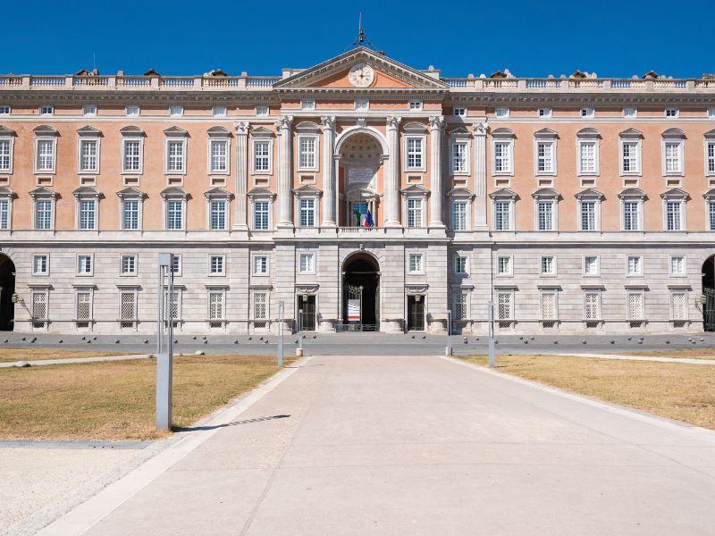 Archivio di Stato, a Caserta rinasce l'emiciclo vanvitelliano