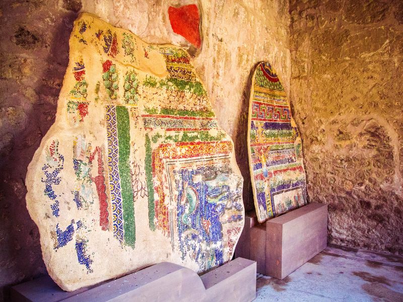 A Pompei spunta un salone ispirato alla guerra di Troia