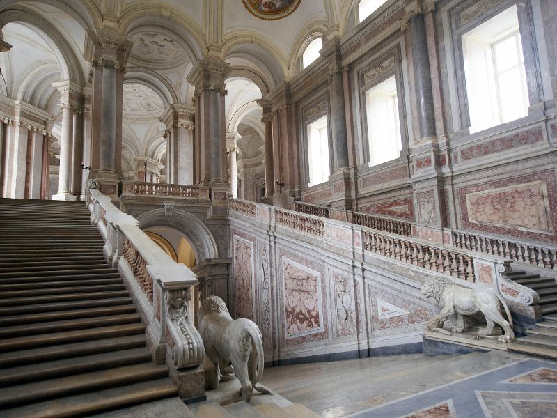 Interni della Reggia Caserta